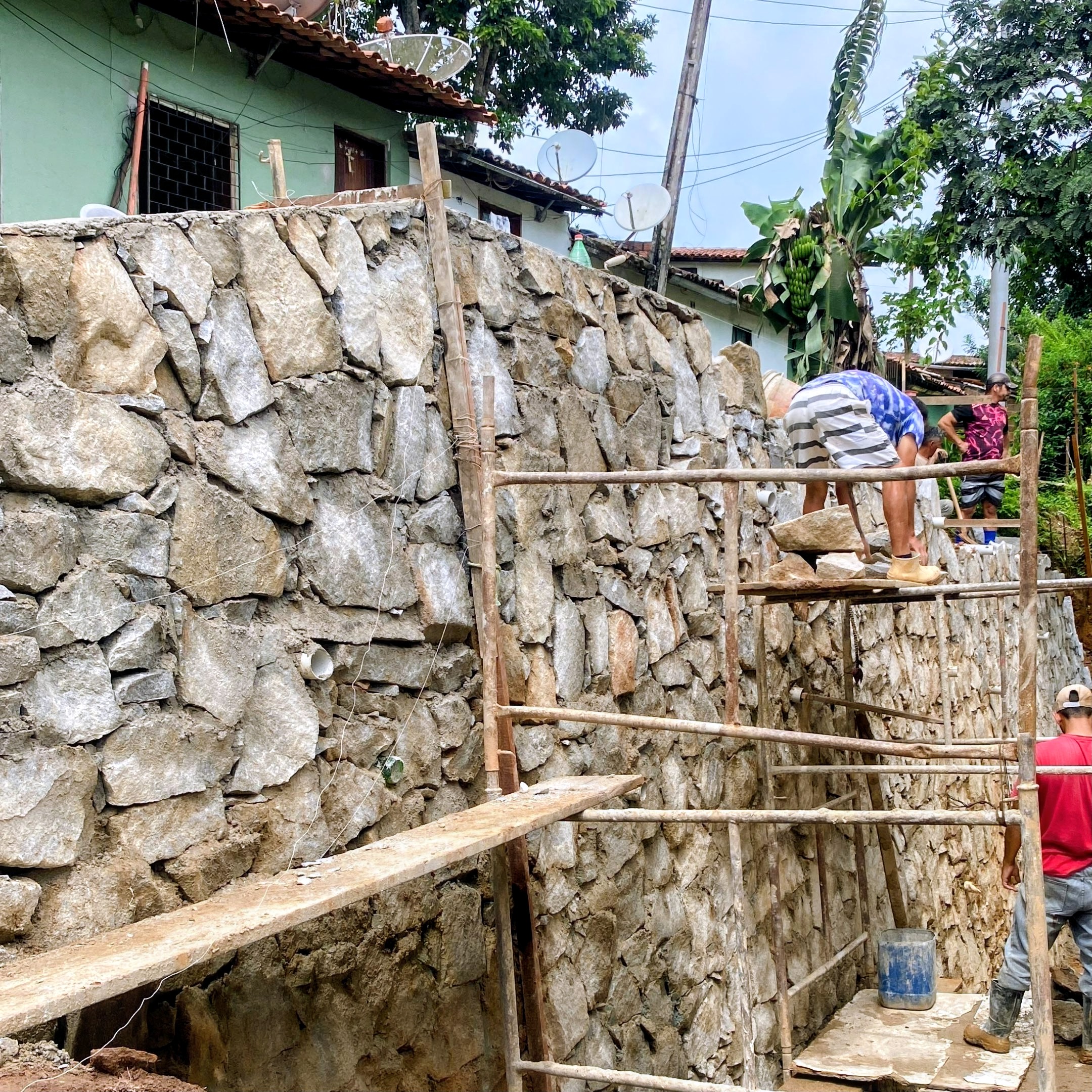 Vila Senhor do Bonfim Renasce: O Fim da Preocupação na comunidade em Guaramiranga.