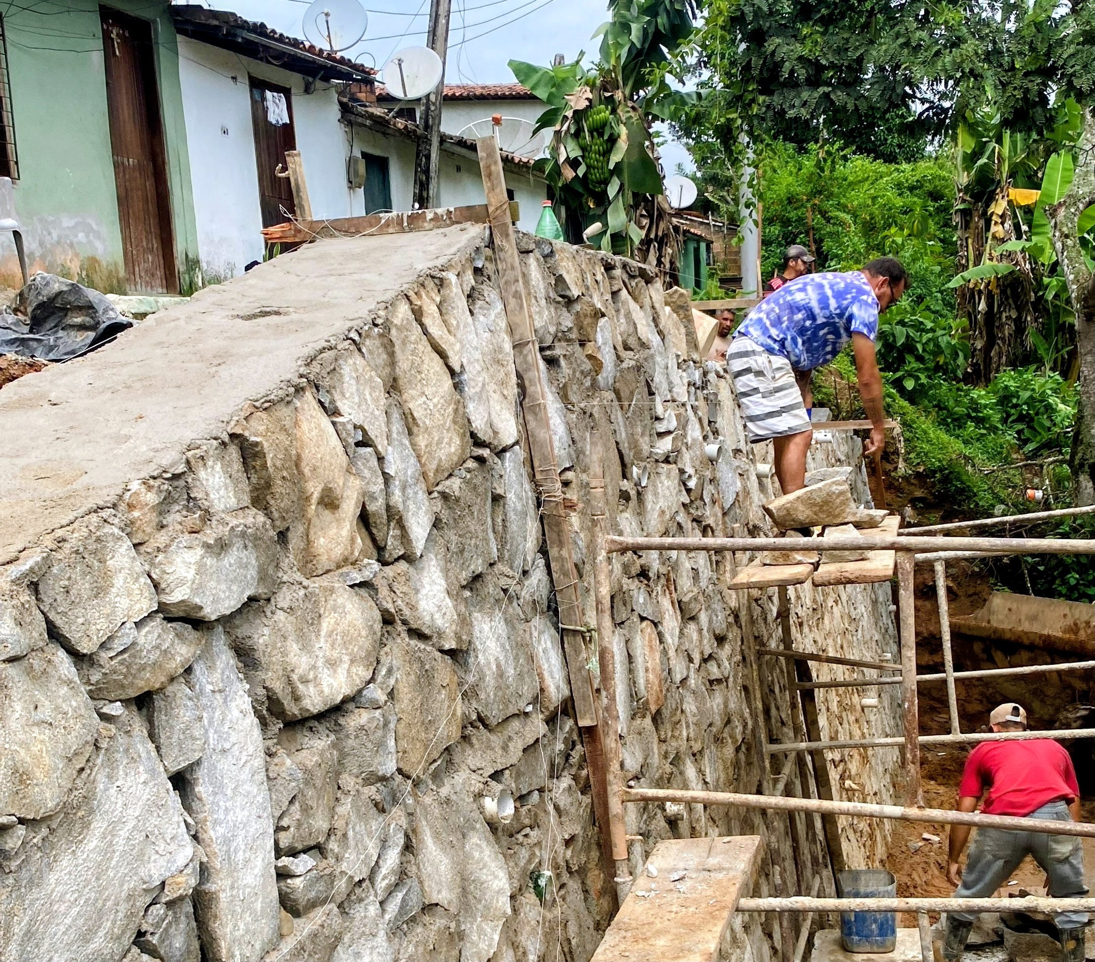 Vila Senhor do Bonfim Renasce: O Fim da Preocupação na comunidade em Guaramiranga.