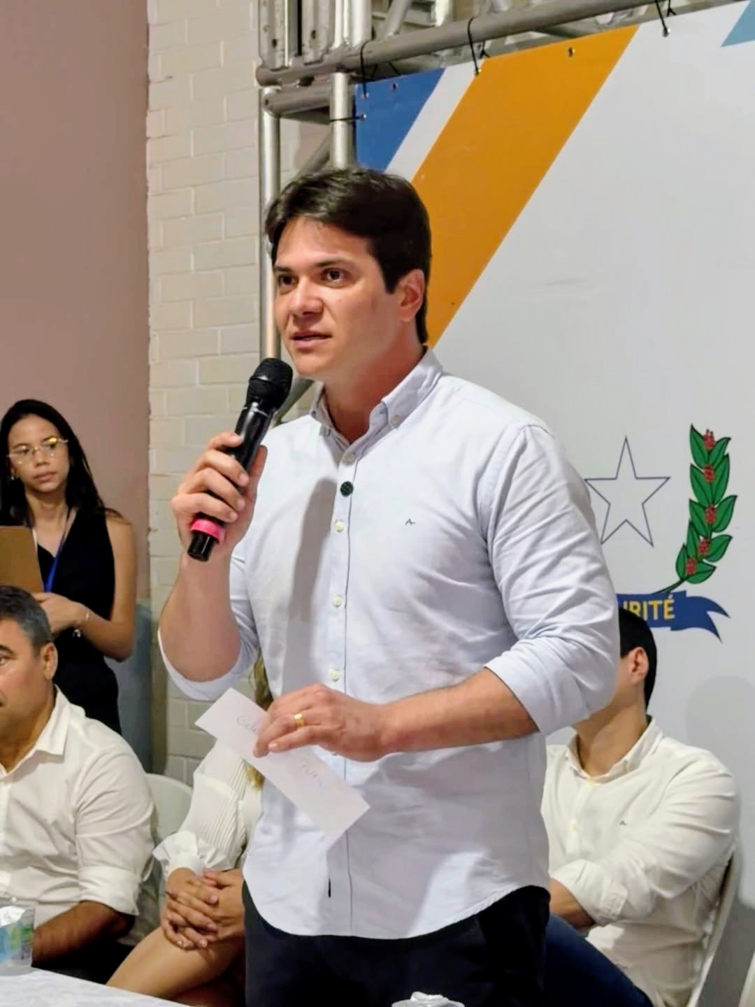 Justiça Eleitoral Mantém Mandato de Herberlh Mota em Baturité e Desmente Boatos de Cassação 