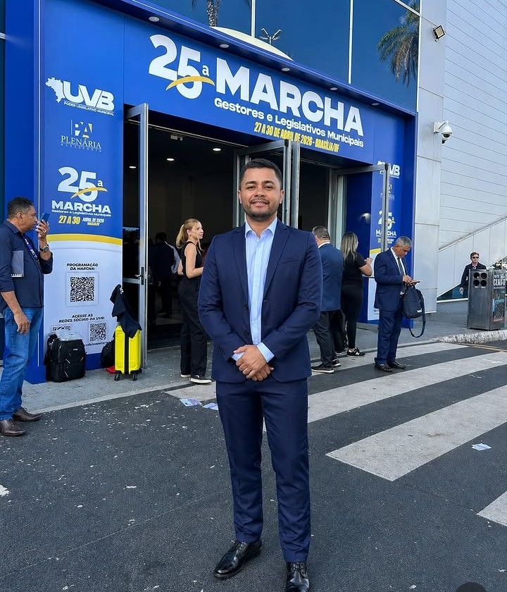 Bastidores: Ronaldo Martins Desponta Como Favorito à Presidência da Câmara de Guaramiranga